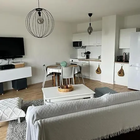 Apartment Appart A 5min A Pied De La - Avec Parking